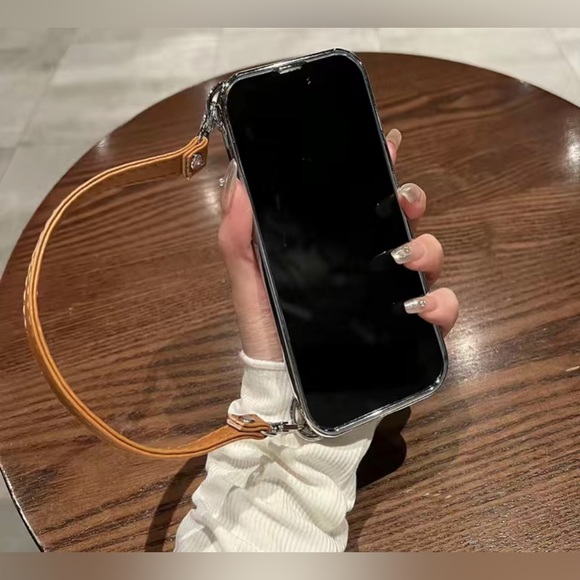 iPhone, Trendy Vintage Camera case w/ Strap-One - Picture 2 of 11